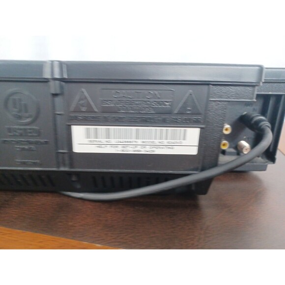 Sylvania 6240VE VCR/ VHS Player/ Video Cassette Recorder DA-4 Head No Remote - Picture 8 of 9